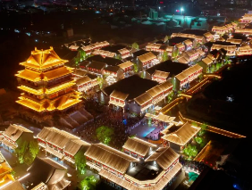 山東莒國(guó)古城文旅夜游燈光，百萬(wàn)余人共賞千年雅韻